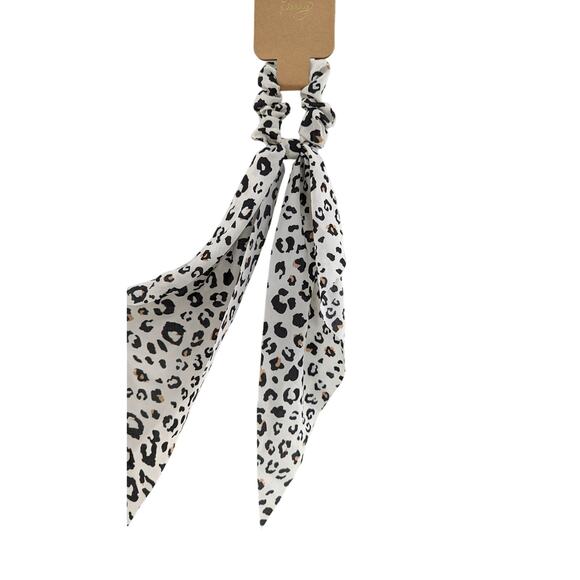 Leopard Print Hair Tie and Scrunchie Ponytail by Berry - Picture 3 of 7